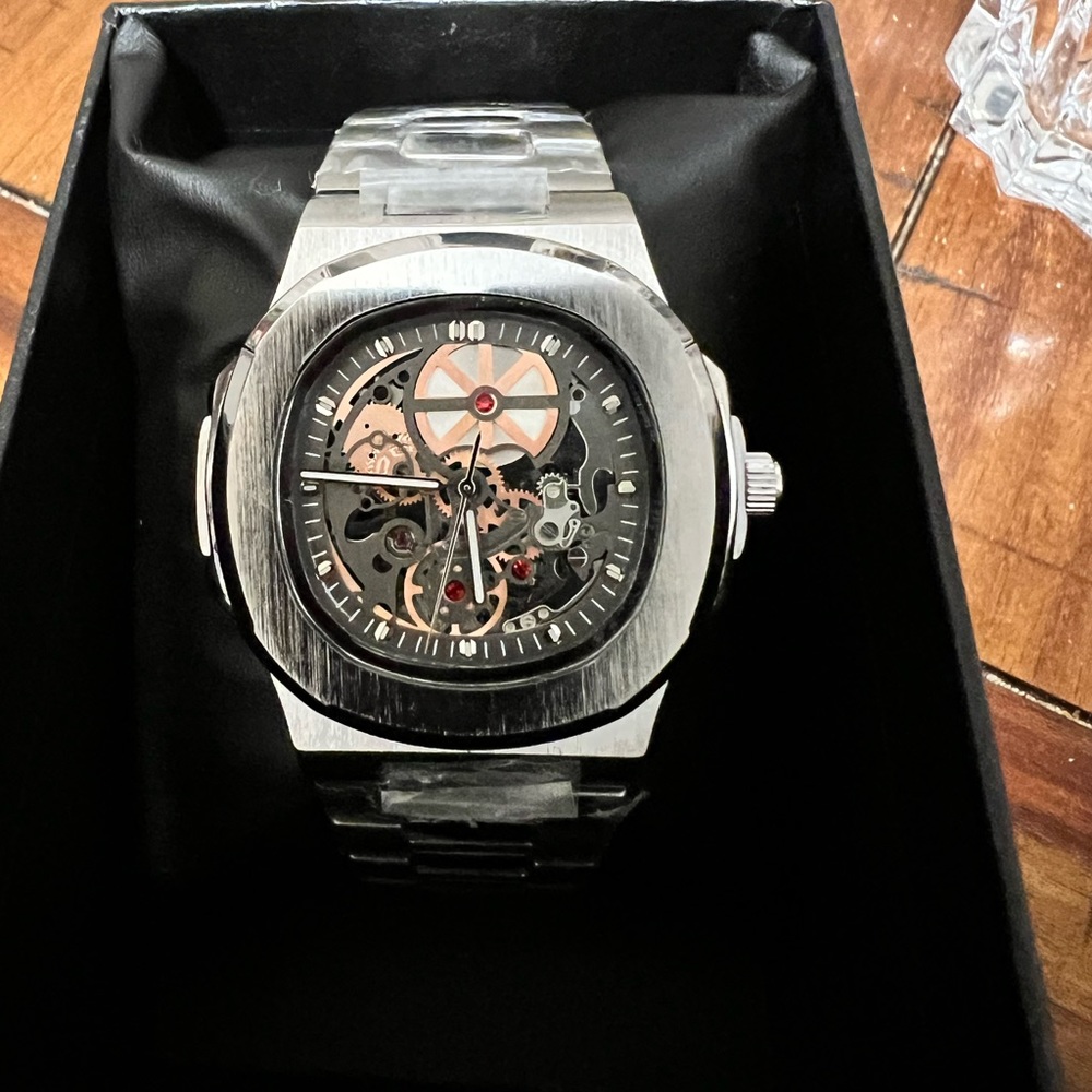 MENS NAUTILUS STYLE HOMAGE SKELETON DIAL NH35 AUTOMATIC SILVER 42MM WATCH